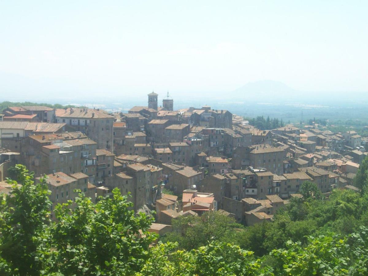 Casa Sulla Via Francigena Apartment Ronciglione  Exterior photo